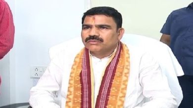 Photo of ଘରୋଇ ସ୍କୁଲର ମନମାନୀ ଉପରେ ରୋକ୍: ଗଣଶିକ୍ଷା ମନ୍ତ୍ରୀଙ୍କ କଡ଼ା ଚେତାବନୀ, ଆଇନ ଉଲ୍ଲଂଘନ କଲେ ହେବ କାର୍ଯ୍ୟାନୁଷ୍ଠାନ