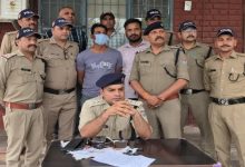 Photo of କଟକରୁ ଫେରାର ଉତ୍ତରାଖଣ୍ଡରୁ ଗିରଫ: ଚୌଦ୍ବାର ଜେଲ୍‌ରୁ ଛୁ ମାରିଥିବା ଅପରାଧୀ ରାଜା ସାହାଣୀ