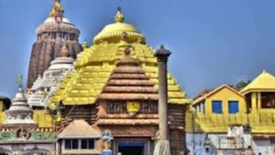 Photo of ଶ୍ରୀମନ୍ଦିର ରତ୍ନଭଣ୍ଡାର ଅଳଙ୍କାର ଗଣତିର ତୃତୀୟ ଦିନ: ଜାରି ରହିଛି ତାଲିକା ପ୍ରସ୍ତୁତି