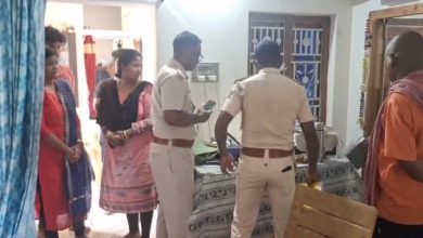 Photo of ନିଜ ଦେହରେ ନିଆଁ ଲଗାଇ ଜୀବନ ହାରିଲେ ପିଜି ଛାତ୍ରୀ