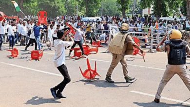 Photo of ଭୁବନେଶ୍ୱର ଗାନ୍ଧୀ ମାର୍ଗରେ ପୋଲିସ-କଂଗ୍ରେସ କର୍ମୀ ମୁହାଁମୁହିଁ