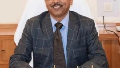 Photo of ଓଇଆରସି ପଦବୀରୁ ଇସ୍ତଫା ଦେଲେ ଅବସରପ୍ରାପ୍ତ ମୁଖ୍ୟ ଶାସନ ସଚିବ ପ୍ରଦୀପ ଜେନା