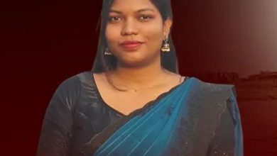 Photo of କାଠଯୋଡ଼ିରୁ ଡାକ୍ତରୀ ଛାତ୍ରୀଙ୍କ ମୃତଦେହ ଉଦ୍ଧାର ଘଟଣା: ହତ୍ୟା ଅଭିଯୋଗ ଆଣିଲେ ପରିବାର ଲୋକେ