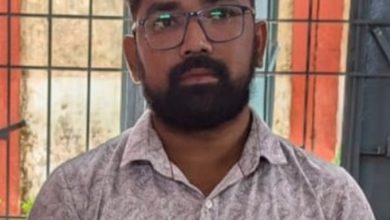 Photo of ଭିଜିଲାନ୍ସ  ଜାଲରେ ଆଦର୍ଶ ବିଦ୍ୟାଳୟ ପ୍ରିନ୍ସପାଲ