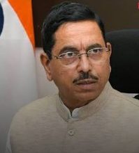 Photo of ଧର୍ମେନ୍ଦ୍ର ପ୍ରଧାନଙ୍କ ଇସ୍ତଫା ପରେ ପ୍ରହ୍ଲାଦ ଯୋଶୀଙ୍କୁ ଶିକ୍ଷା ମନ୍ତ୍ରାଳୟର ଅତିରିକ୍ତ ଦାୟିତ୍ୱ