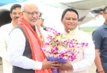 Photo of ଭୁବନେଶ୍ୱର ବିମାନବନ୍ଦରରେ ଉପରାଷ୍ଟ୍ରପତି ସି.ପି. ରାଧାକ୍ରିଷ୍ଣନଙ୍କୁ ଭବ୍ୟ ସ୍ୱାଗତ