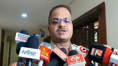 Photo of ଆଇଆଇସି ବିୟୁଟି ମହାନ୍ତି ମୃତ୍ୟୁ ମାମଲା: ମୋବାଇଲ୍ କଲ୍ ରେକର୍ଡ ଓ ବ୍ୟାଙ୍କ କାରବାରରୁ ଖୋଲିବ ରହସ୍ୟ