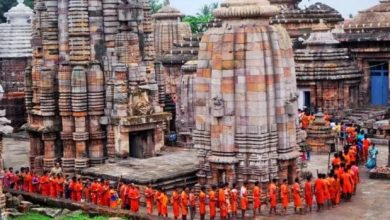 Photo of ପାଉଣାକୁ ନେଇ ବିବାଦ: ଶ୍ରାବଣ ପ୍ରଥମ ସୋମବାରରେ ଲିଙ୍ଗରାଜଙ୍କ ନୀତିକାନ୍ତି ବାଧାପ୍ରାପ୍ତ