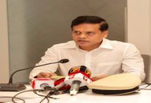 Photo of SRC ରିପୋର୍ଟ: ବନ୍ୟା ପ୍ରଭାବିତ ଜିଲ୍ଲାରେ ହସ୍ପିଟାଲକୁ ସ୍ଥାନାନ୍ତରିତ ହୋଇଛନ୍ତି ୧୫୦ ଗର୍ଭବତୀ