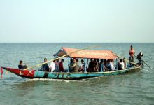 Photo of ବାତ୍ୟା ଆଶଙ୍କାରେ ଚିଲିକାରେ ୪ ଦିନ ପାଇଁ ଡଙ୍ଗା ଓ ଭସାପୋଲ ଚଳାଚଳ ସମ୍ପୂର୍ଣ୍ଣ ବନ୍ଦ
