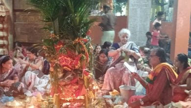 Photo of ଗଙ୍ଗାଧର ମେହେର ପ୍ରତିଷ୍ଠାନ ଆନୁକୂଲ୍ୟରେ ପୁଅ ଜିଉଁତିଆ ଓଷା ପାଳିତ
